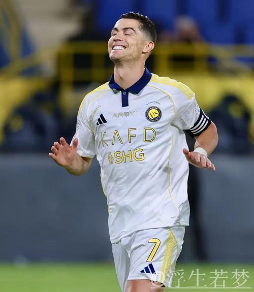 40岁C罗或加盟利雅得新月即将官宣 世俱杯首战迎战皇马